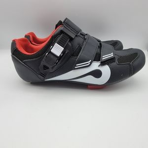 peloton cycling shoes size 40